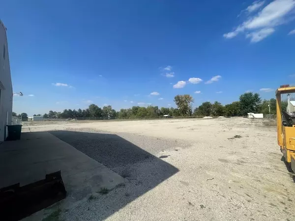 Morris, IL 60450,950 Gore RD