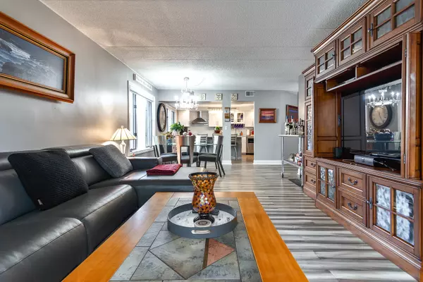 Des Plaines, IL 60016,1389 Perry ST #303