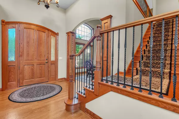 Oswego, IL 60543,114 Riverview CT