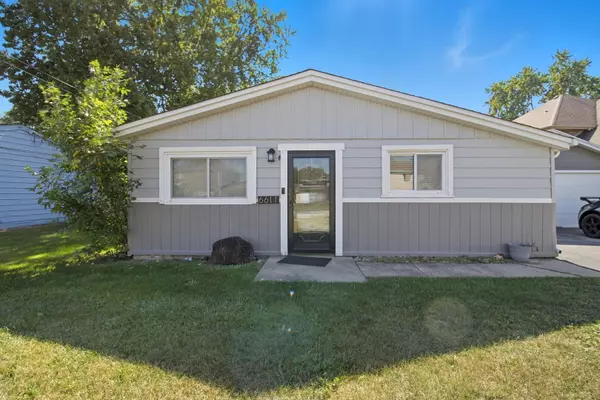 6611 W 83RD ST, Burbank, IL 60459