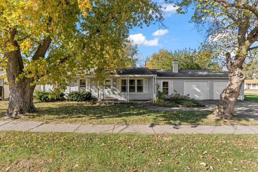 211 S Main ST, Argenta, IL 62501