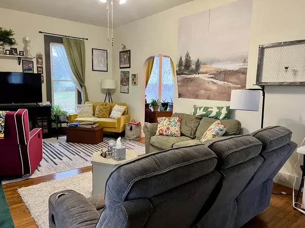 Cerro Gordo, IL 61818,117 W South ST