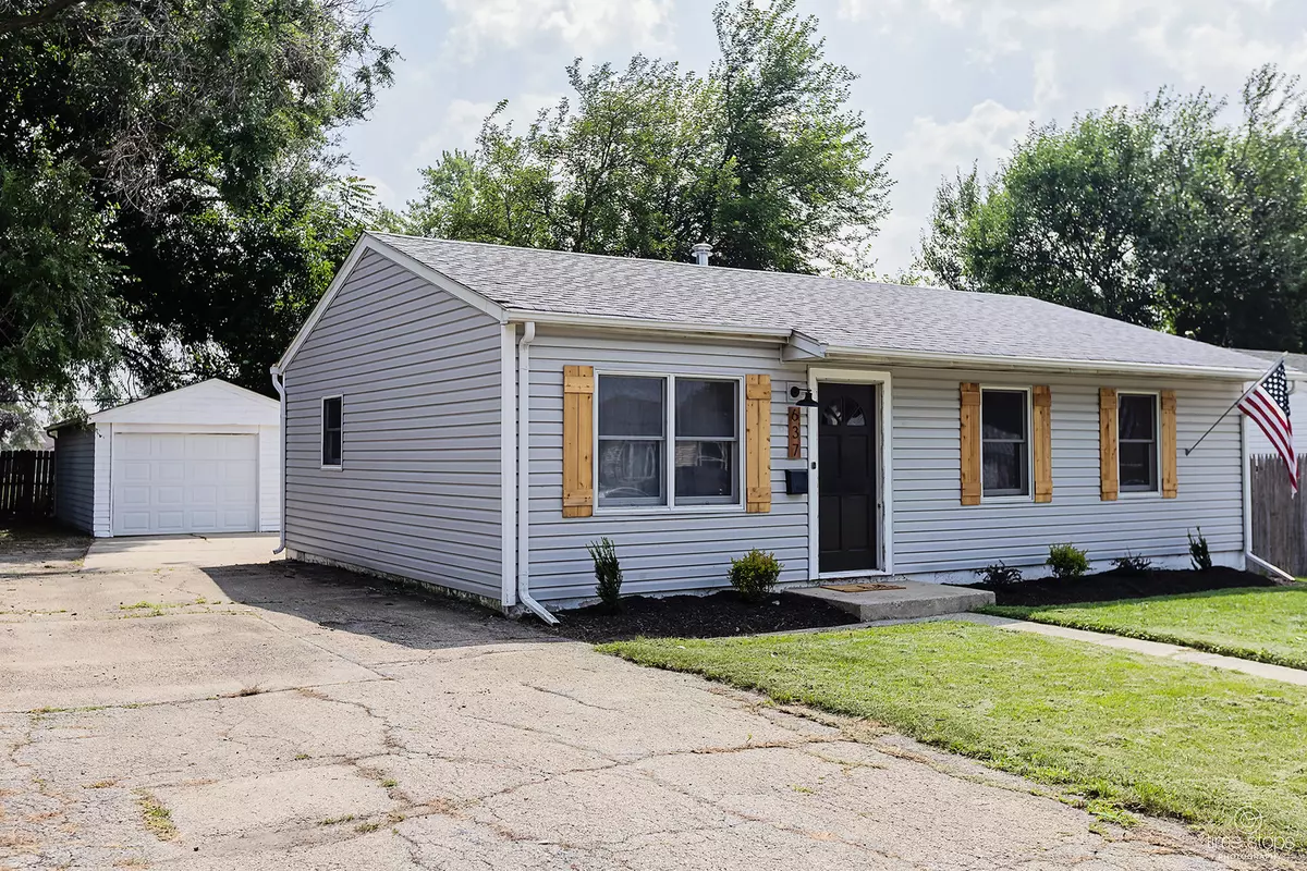 Romeoville, IL 60446,637 Kingston DR