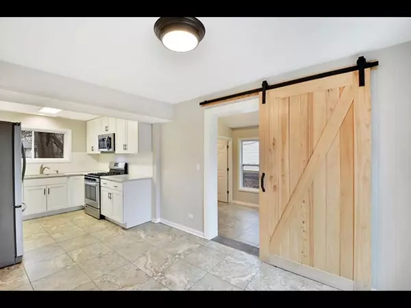 Lake Zurich, IL 60047,23519 N Field RD