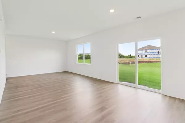 Huntley, IL 60142,9927 Edgebrook LN