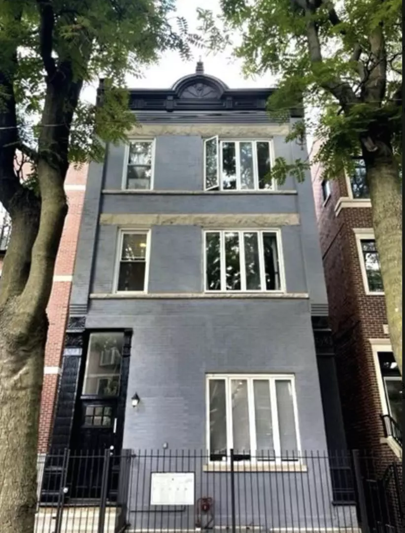 Chicago, IL 60622,2432 W Cortez ST #1F