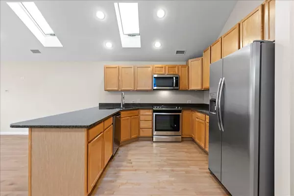 Chicago, IL 60642,456 N GREEN ST #2