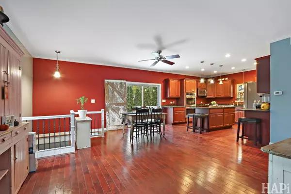 Mchenry, IL 60051,2624 Elm Oak LN