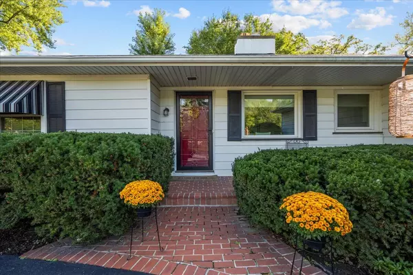 Lake Forest, IL 60045,535 N Waukegan RD