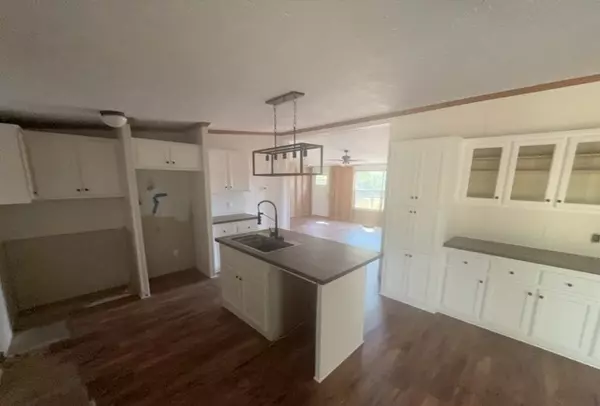 Bluford, IL 62814,19188 E Divide RD