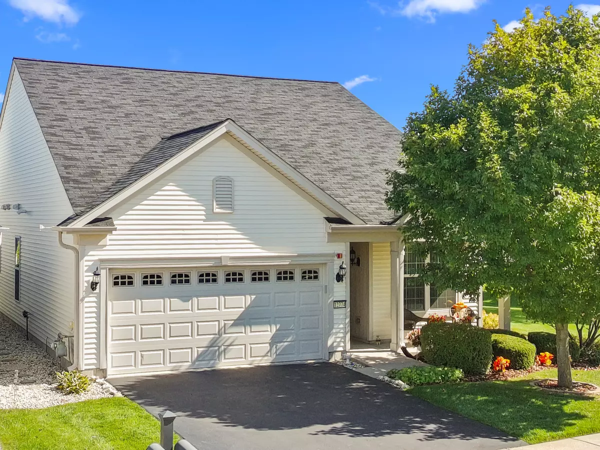 Huntley, IL 60142,12774 Holbrook DR