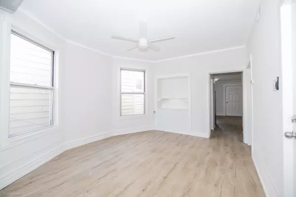 Chicago, IL 60647,1936 N Saint Louis AVE #2