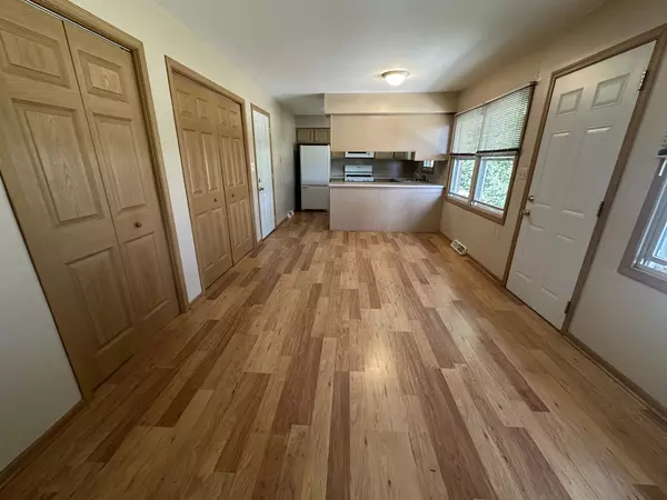 Rochelle, IL 61068,907A Carlisle DR