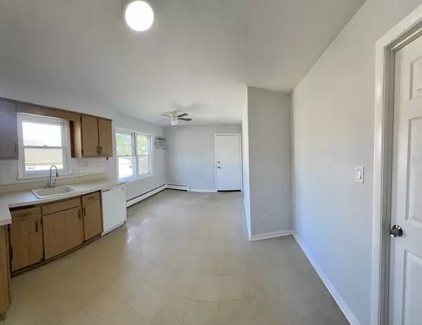 Melrose Park, IL 60160,1619 N 35th AVE #1