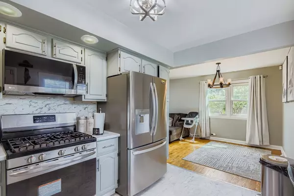 Oak Lawn, IL 60453,4509 W 105th ST