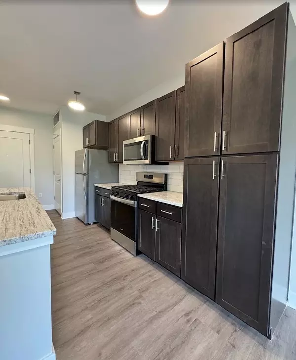 Naperville, IL 60563,1420 W Diehl RD #339