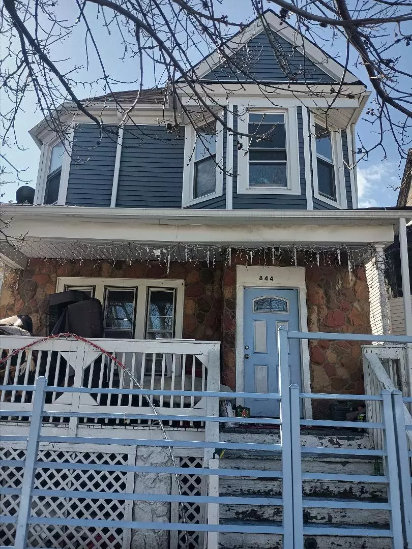 Chicago, IL 60651,844 N Laramie AVE