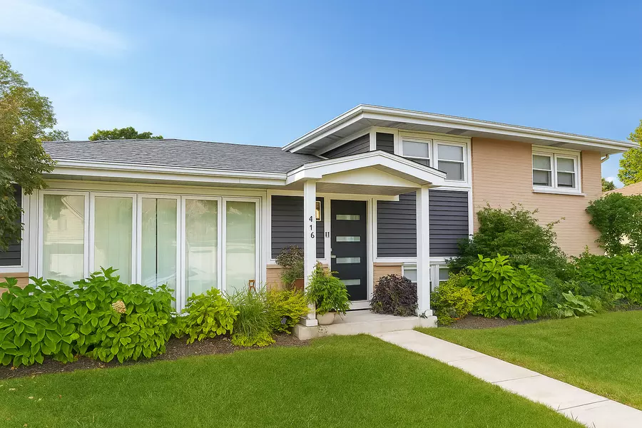 416 N Gibbons AVE, Arlington Heights, IL 60004