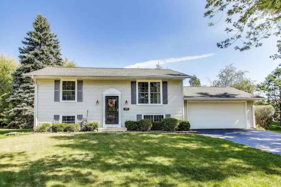 613 Autumn DR, Roselle, IL 60172