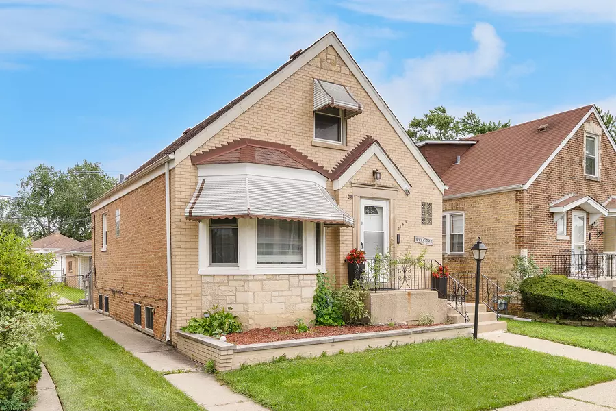 2143 N 76th AVE, Elmwood Park, IL 60707
