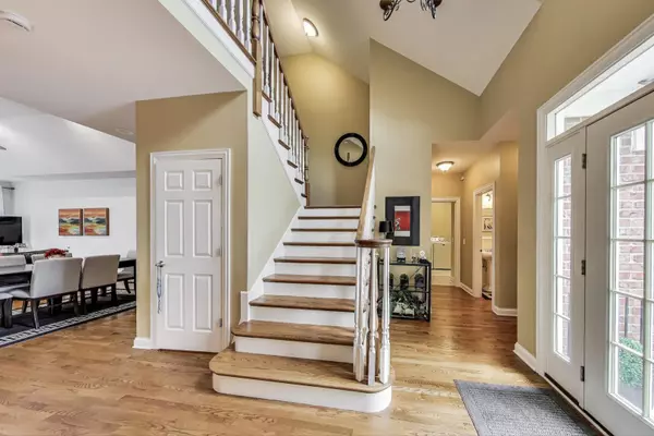 Lake Forest, IL 60045,95 S Canterbury CT
