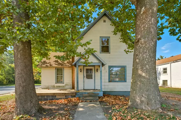 Oswego, IL 60543,19 E Benton ST