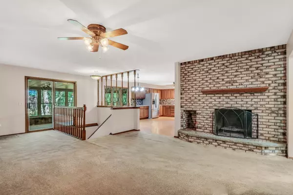 Zion, IL 60099,43411 N Lynn Dale DR