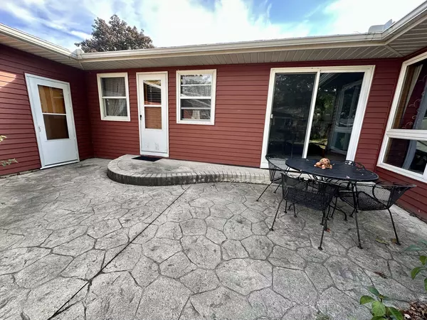 Sterling, IL 61081,2003 11th AVE