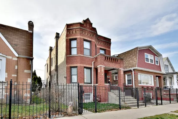 1904 N Kostner AVE, Chicago, IL 60639