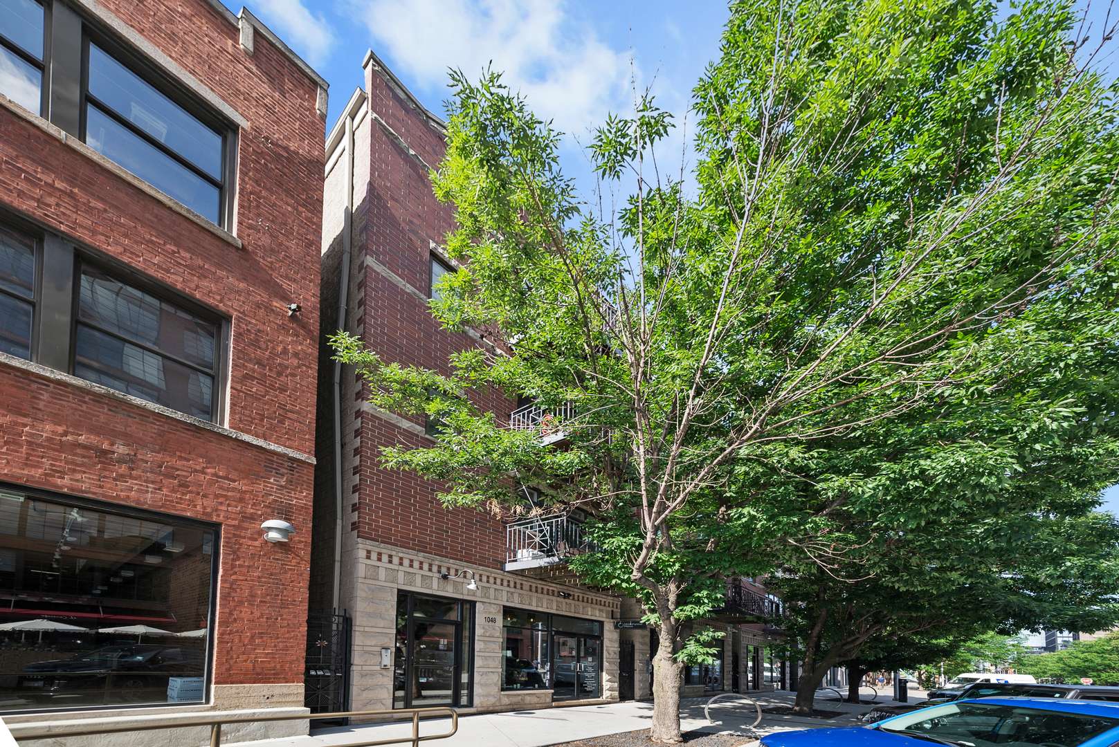 1048 W Fulton ST #4, Chicago, IL 60607