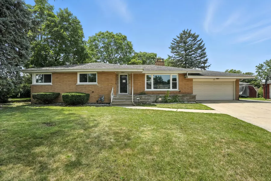 505 Betty LN, South Holland, IL 60473