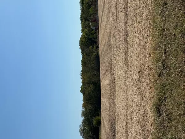 Fisher, IL 61843,3074 CR 700 E