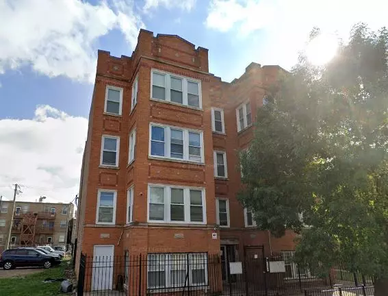 Chicago, IL 60624,4407 W Adams ST