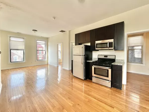 Chicago, IL 60608,1629 S Throop ST #3F