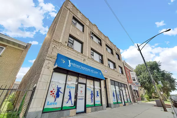 Chicago, IL 60619,8907 S Cottage Grove AVE