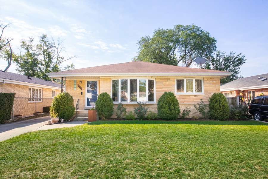 1717 OAKTON ST, Park Ridge, IL 60068