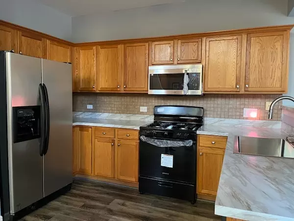 Itasca, IL 60143,281 Bay DR