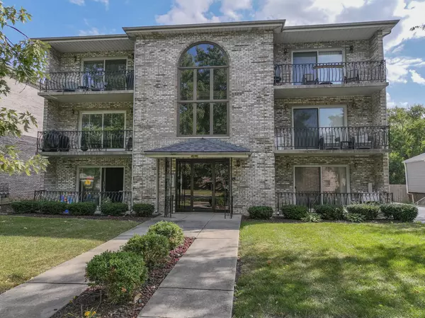 14815 Kenton AVE #1, Midlothian, IL 60445