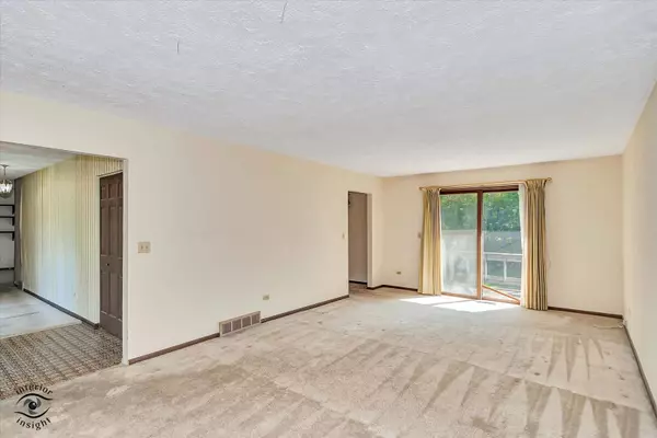 Spring Grove, IL 60081,7710 Ravina DR