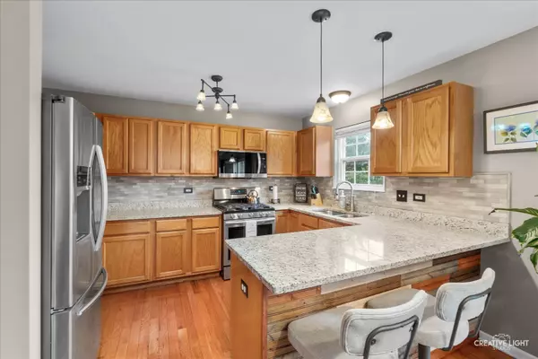 Oswego, IL 60543,479 Raintree DR