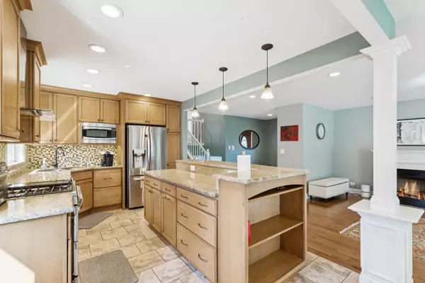 Morton Grove, IL 60053,9314 Menard AVE