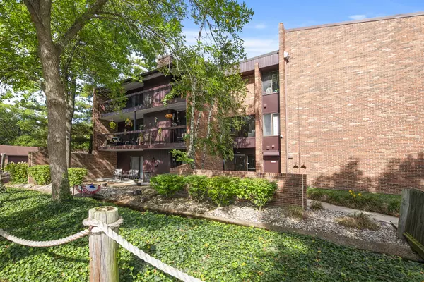 Oak Forest, IL 60452,14515 Central CT #G3