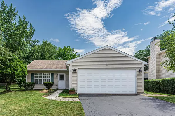 Carol Stream, IL 60188,1438 Maple Ridge CT
