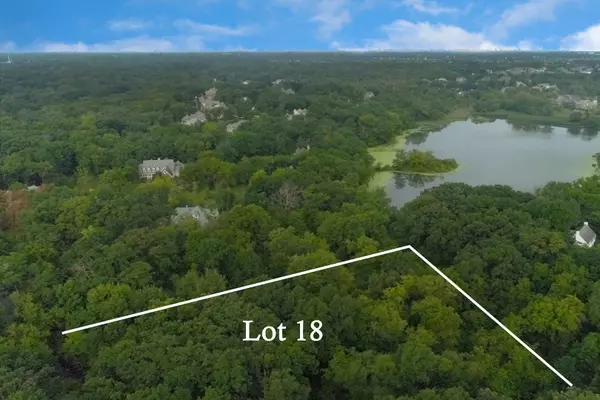 Long Grove, IL 60047,3734 Deerwood DR