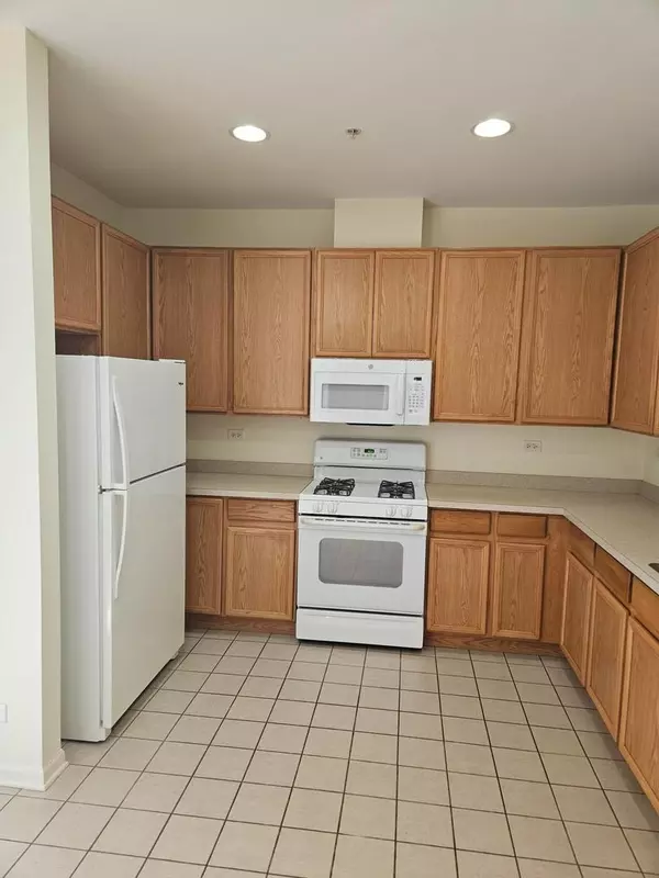 Morton Grove, IL 60053,6166 MAYFAIR ST