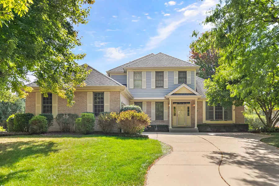1010 Forest TRL, Sugar Grove, IL 60554
