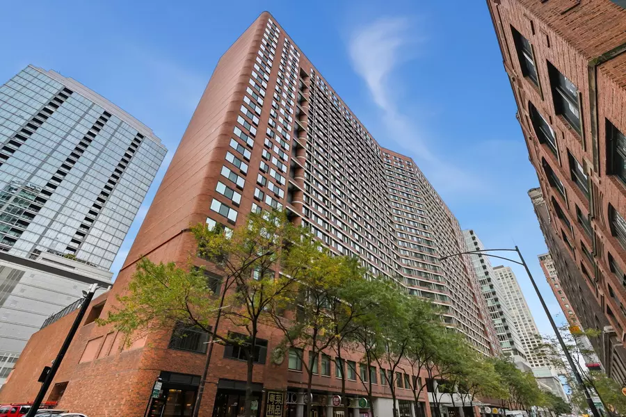 211 E Ohio ST #1215, Chicago, IL 60611