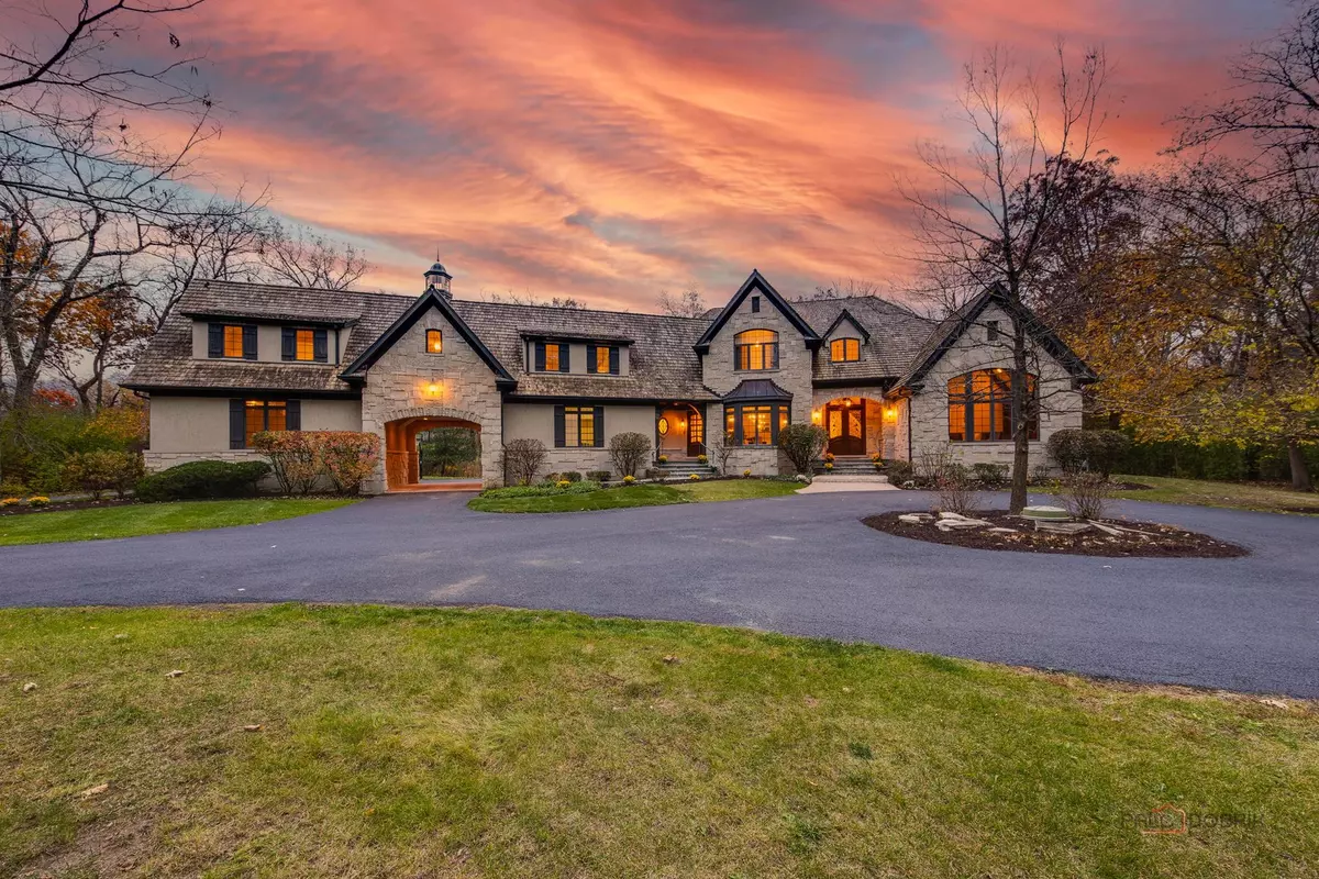 Riverwoods, IL 60015,Address not disclosed