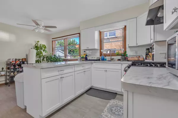 Schiller Park, IL 60176,4008 Wagner AVE