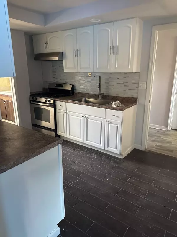 South Chicago Heights, IL 60411,3033 CHICAGO RD